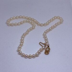 Mikimoto Pearl necklace 18” 585k. WOW